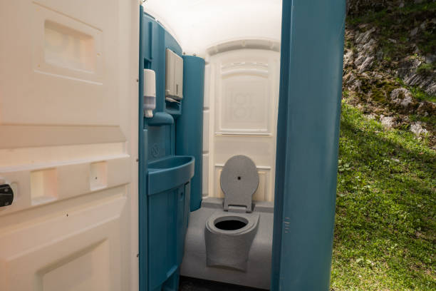 Best Sanitation services for porta potties  in Cape St Claire, MD